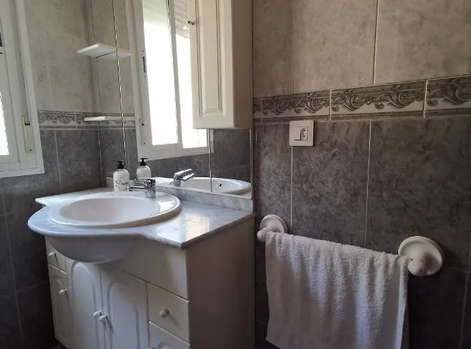 Apartamento En La Caleta *